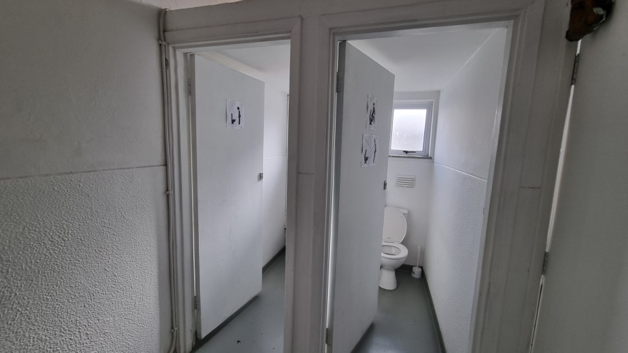 To Let Commercial Property for Rent in Woodstock Western Cape